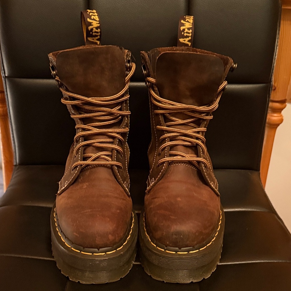 Dr. Martens Jadon Arc in Dark Brown Crazy Horse Leather